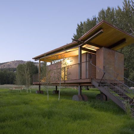 Rolling Huts Villa Mazama Exterior photo