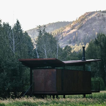 Rolling Huts Villa Mazama Exterior photo